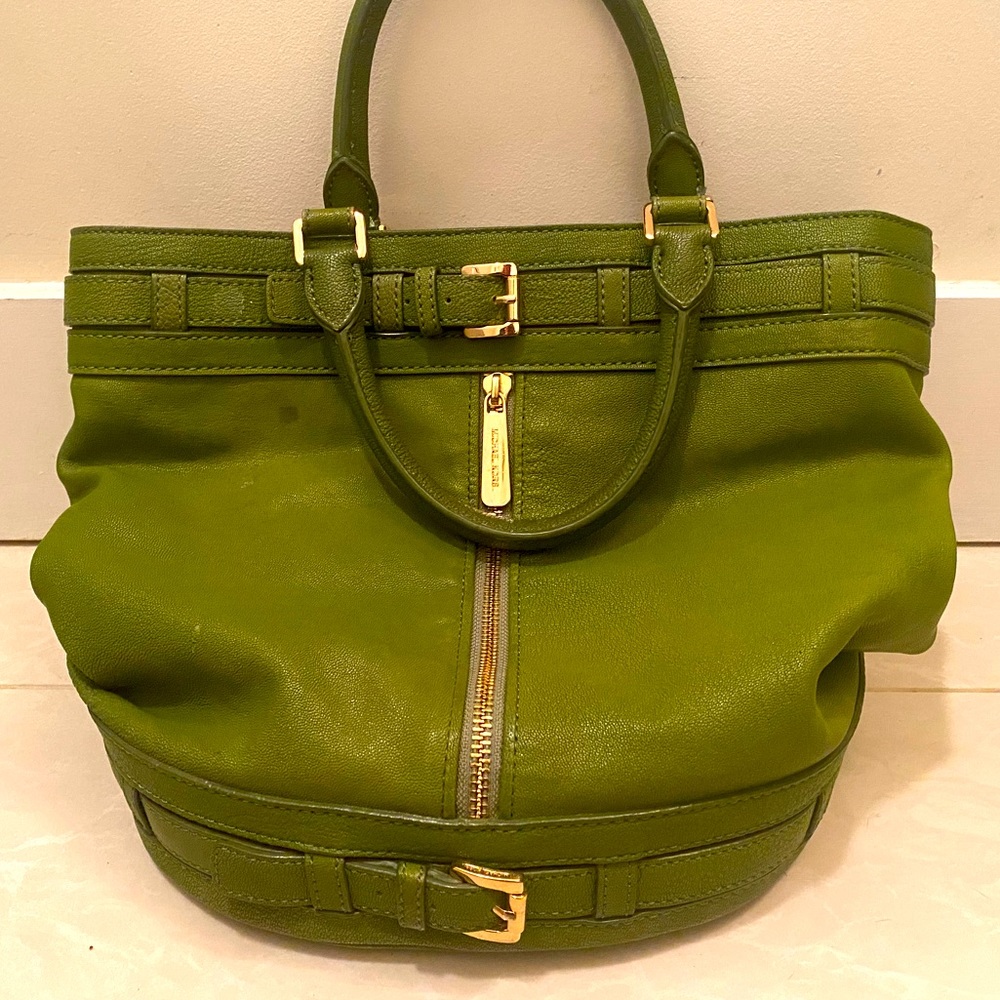 Like green Michael Kors basket leather bag